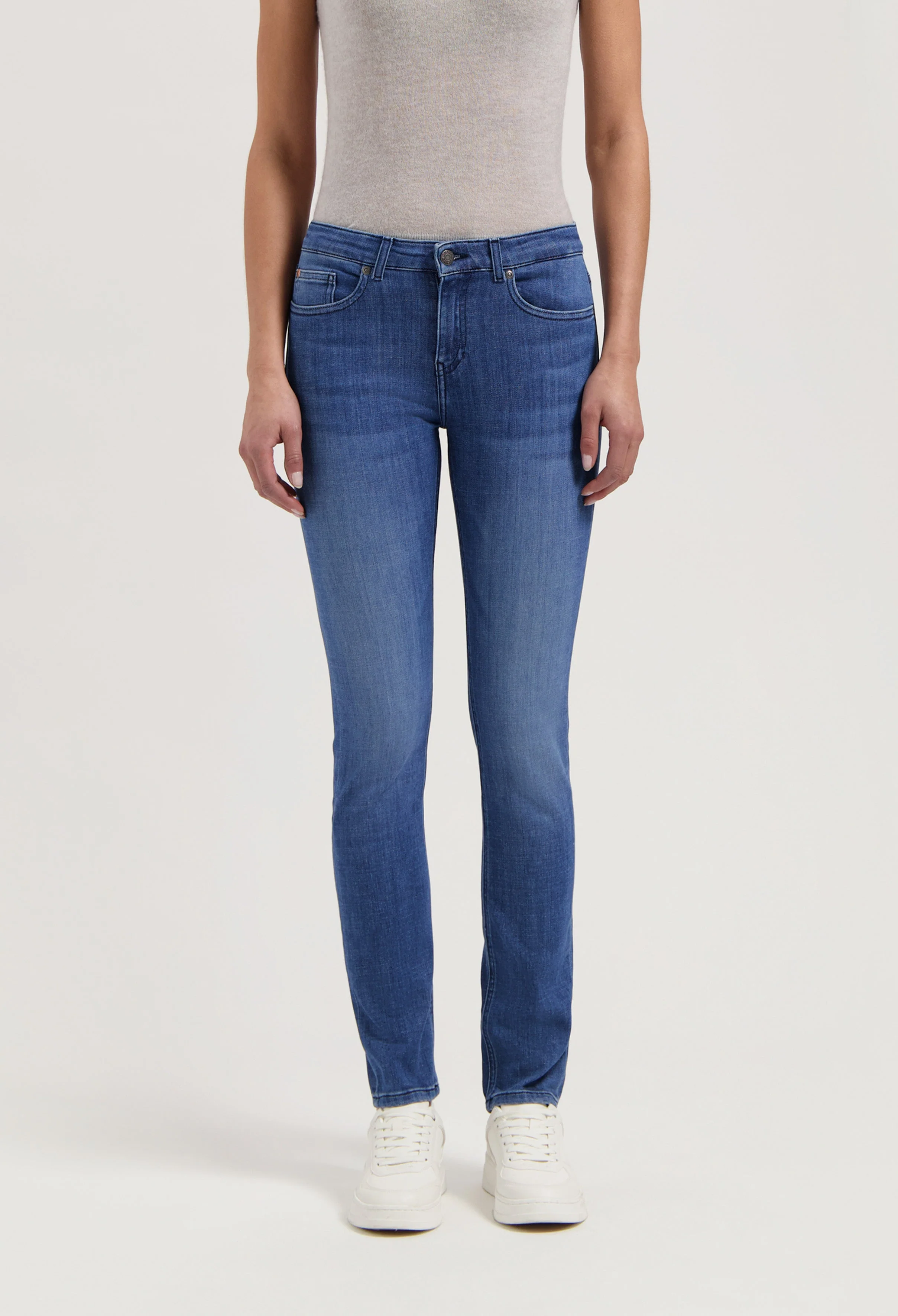 Faye Low Slim - Authentic Indigo - Image 4