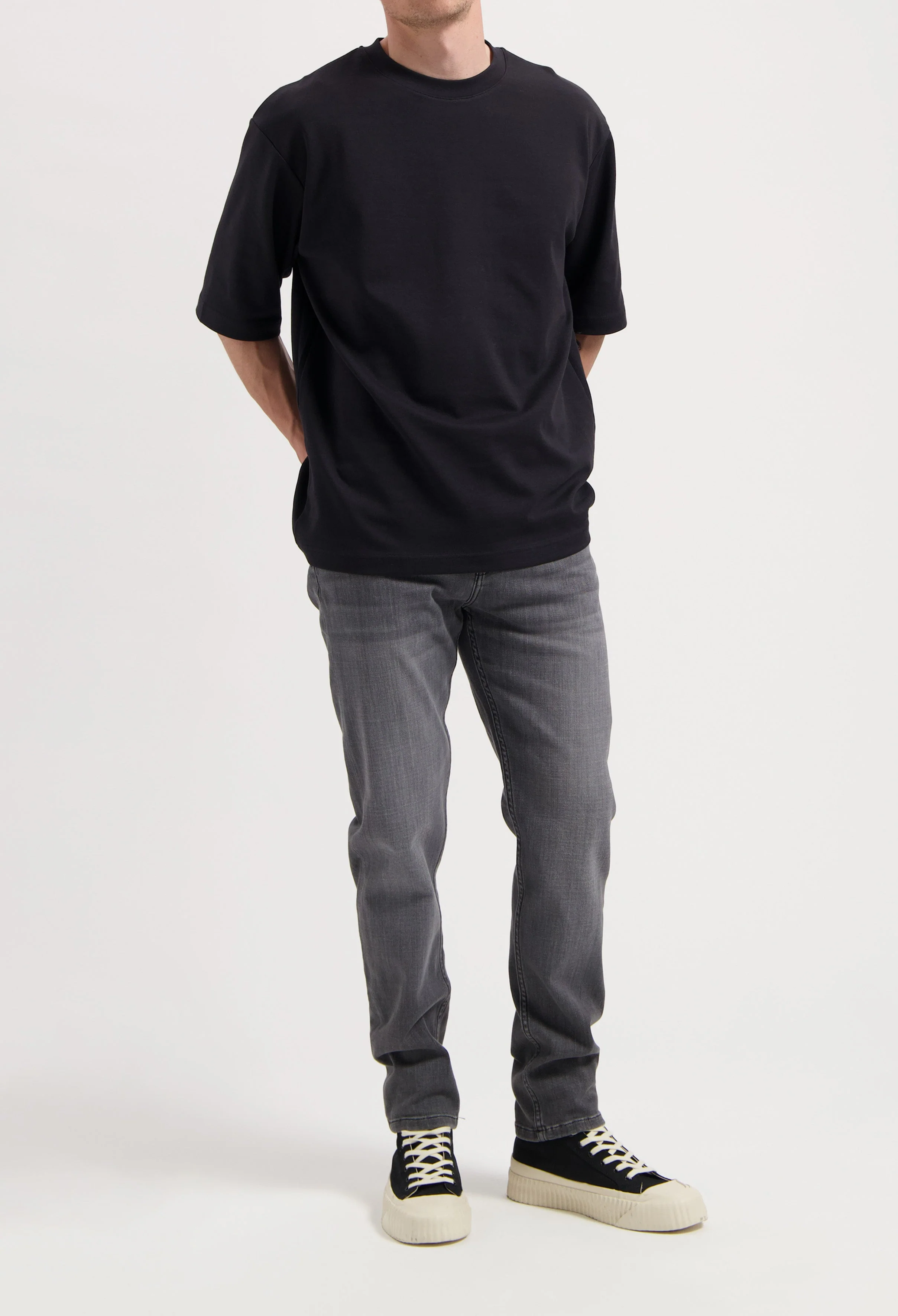 Rick Mid Slim - Authentic Black - Image 5