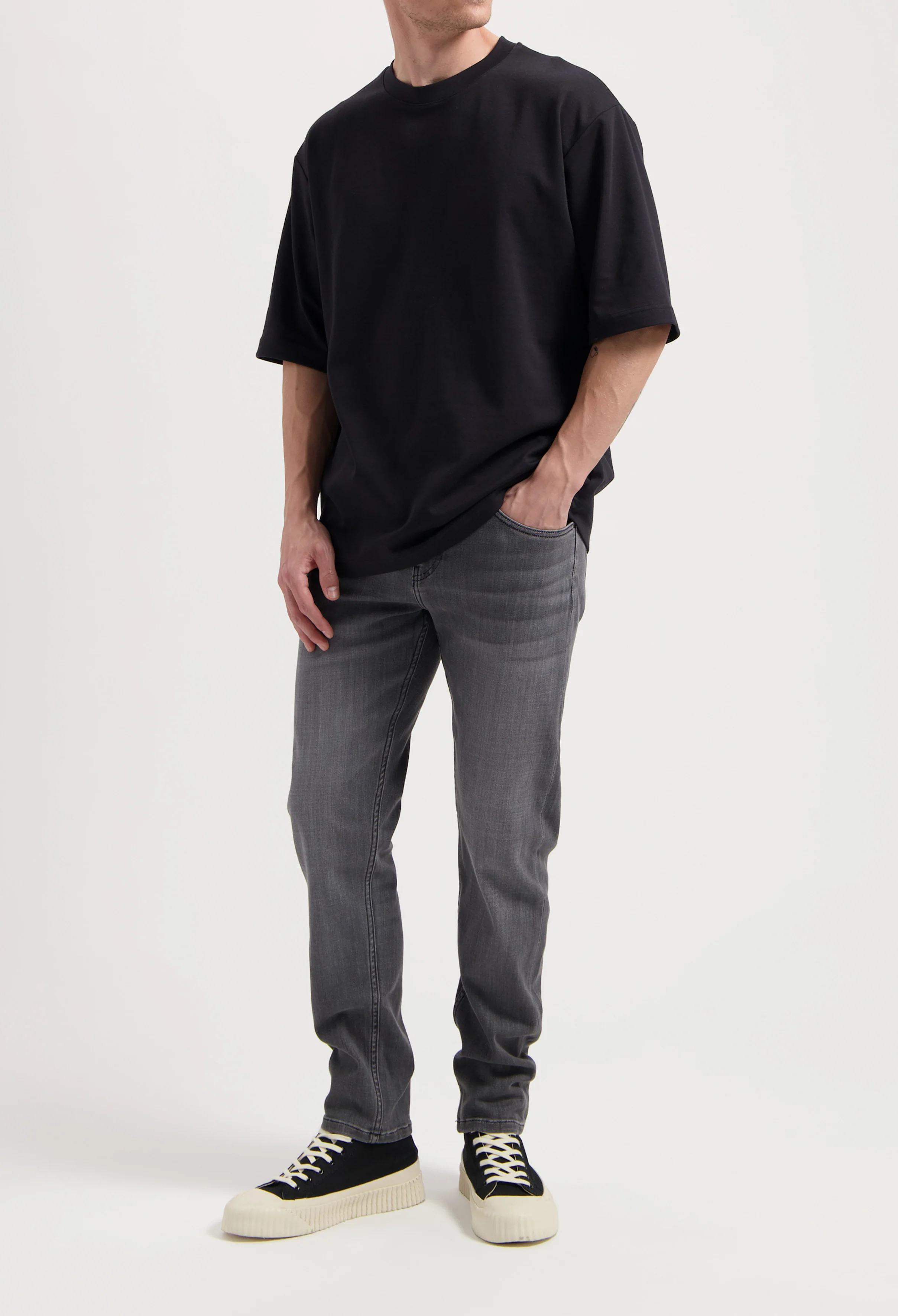 Rick Mid Slim - Authentic Black - Image 6