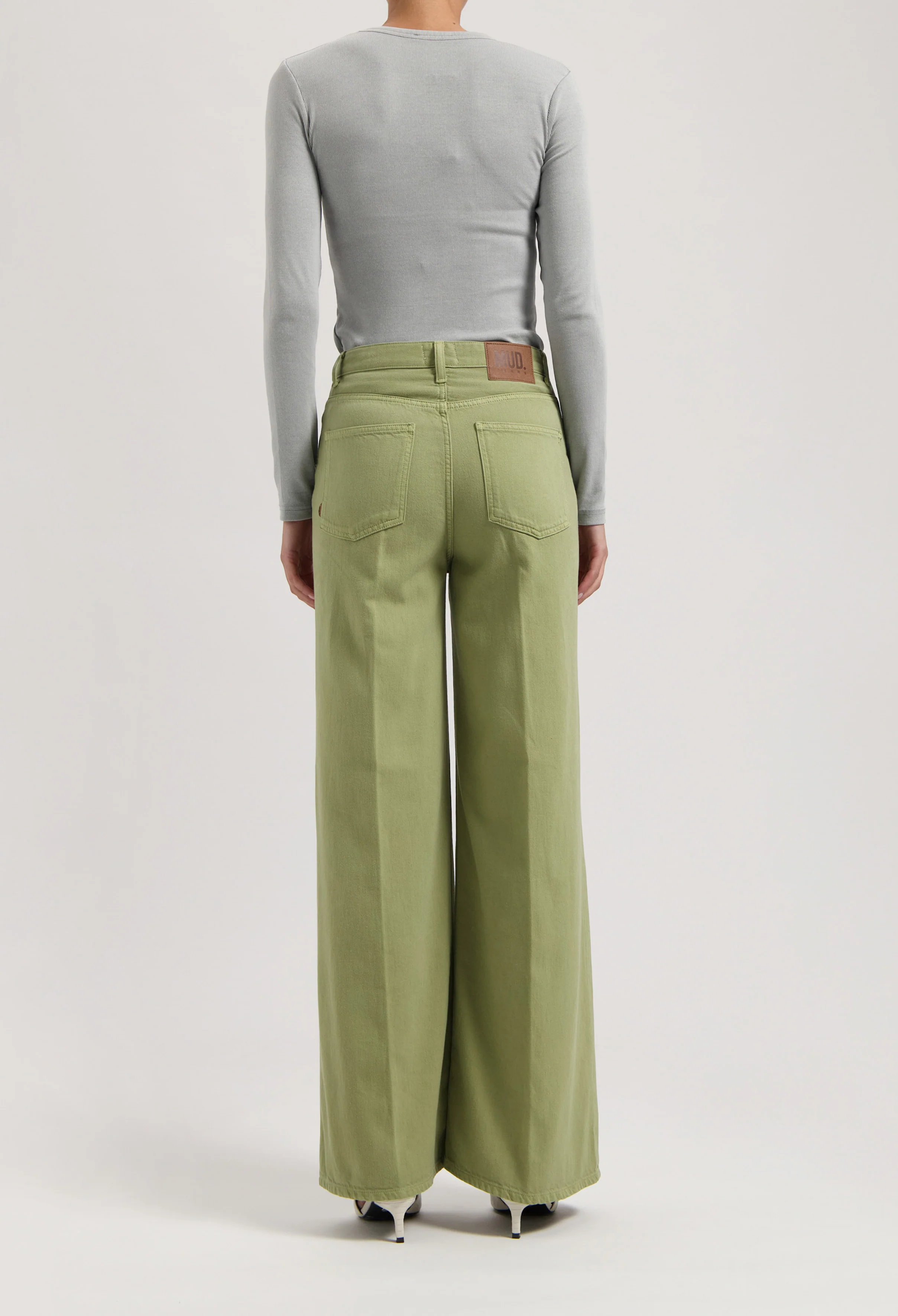 Sara High Loose Flow - Olive - Image 3