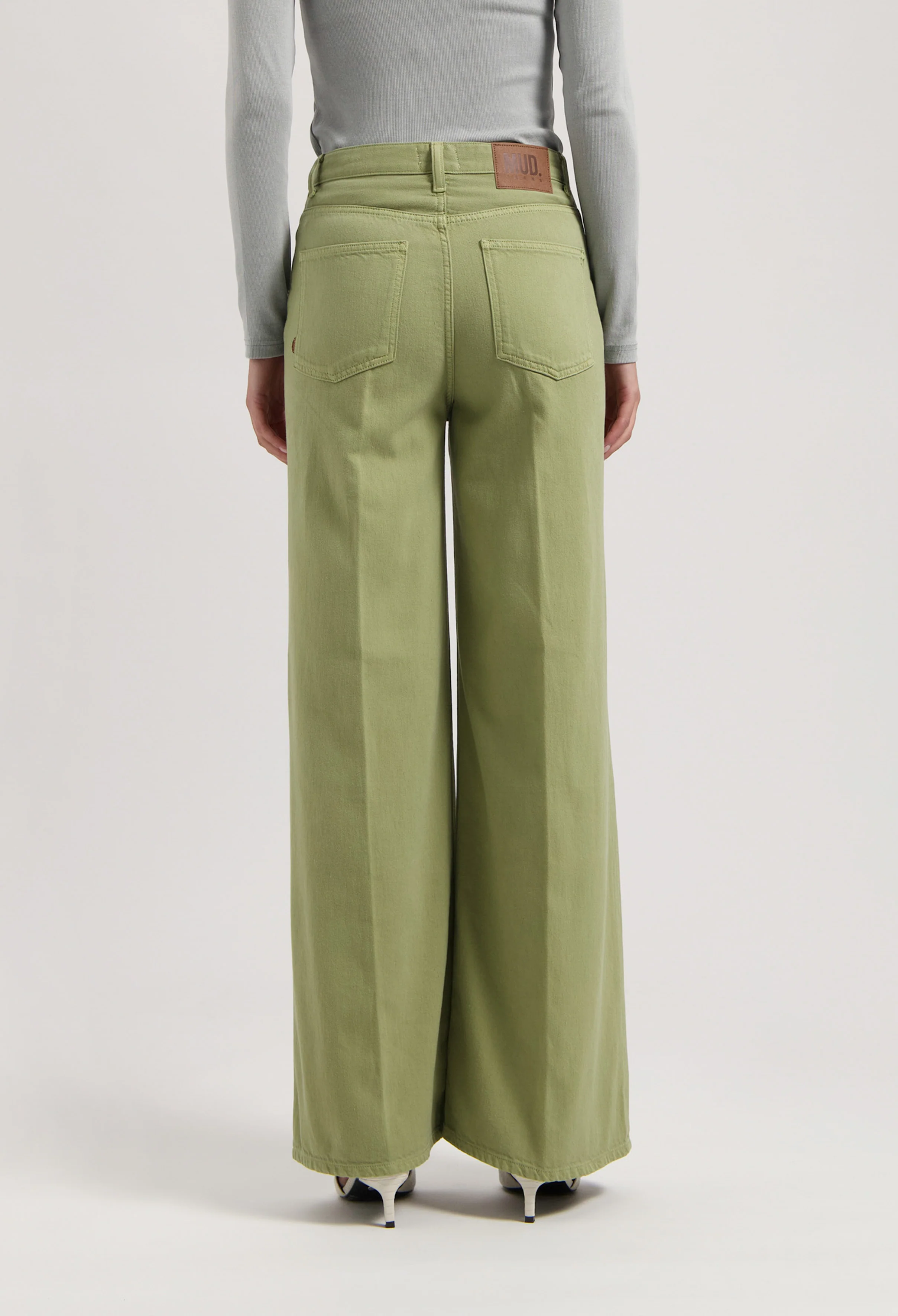 Sara High Loose Flow - Olive - Image 5