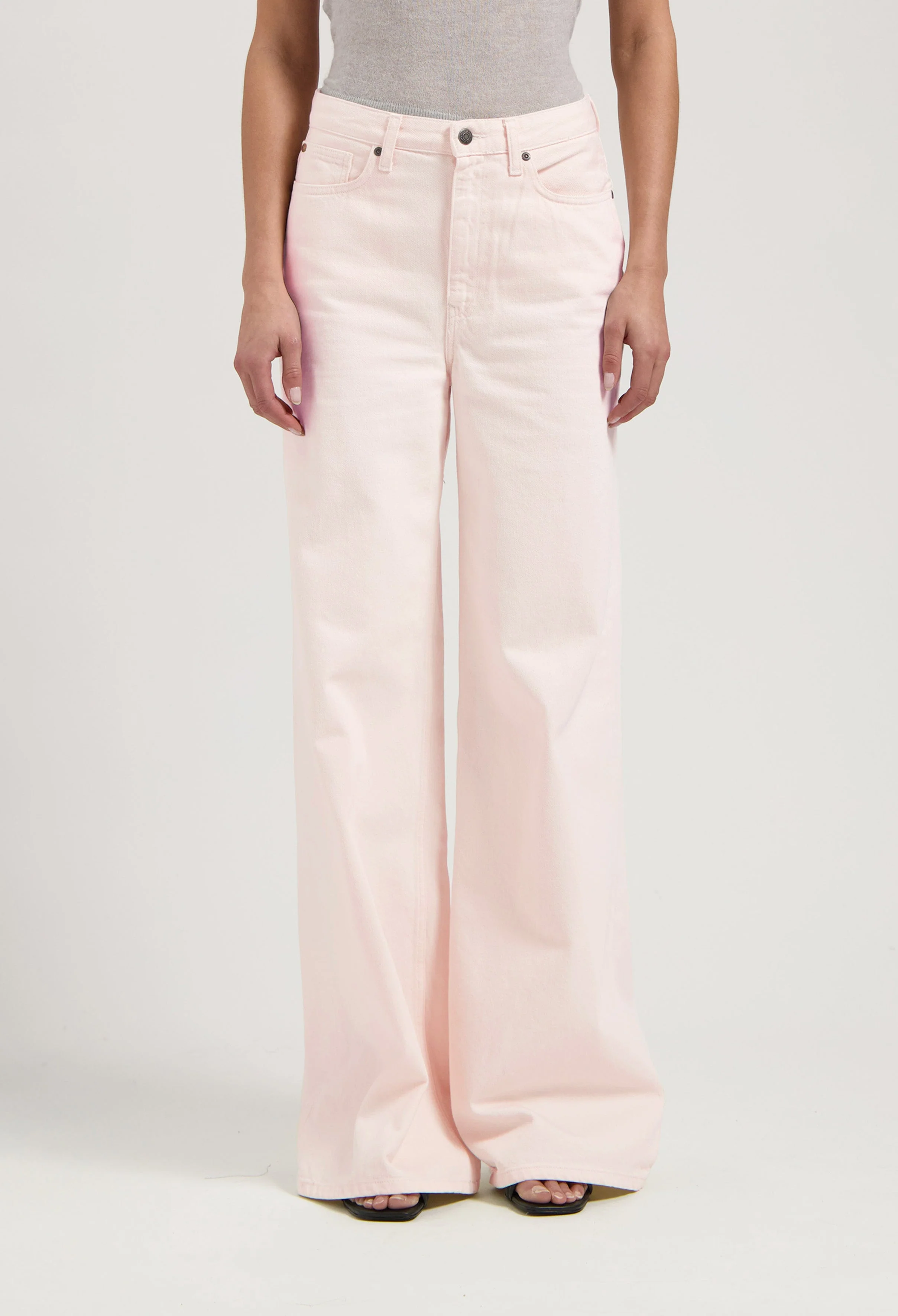 Sara High Loose Flow - Rosewater - Image 4