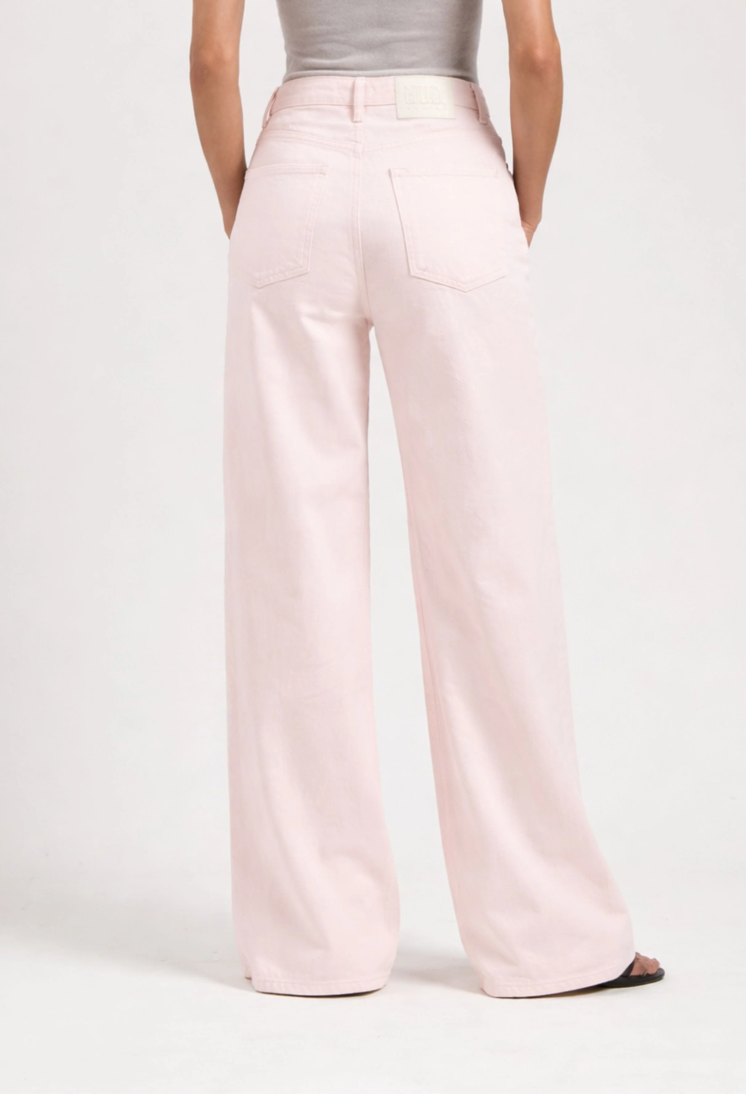 Sara High Loose Flow - Rosewater - Image 5