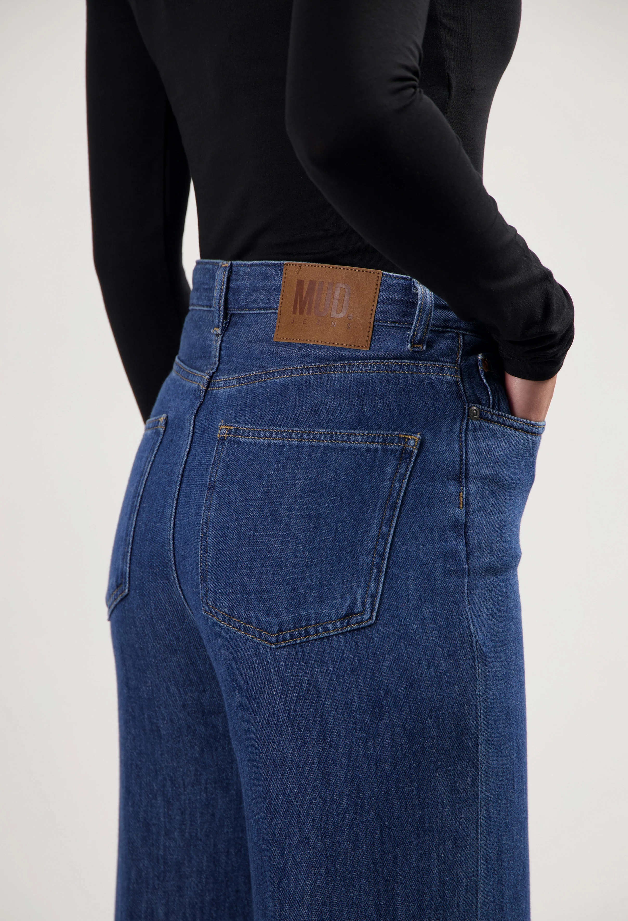 Sara High Loose Flow - Stone Indigo - Image 6